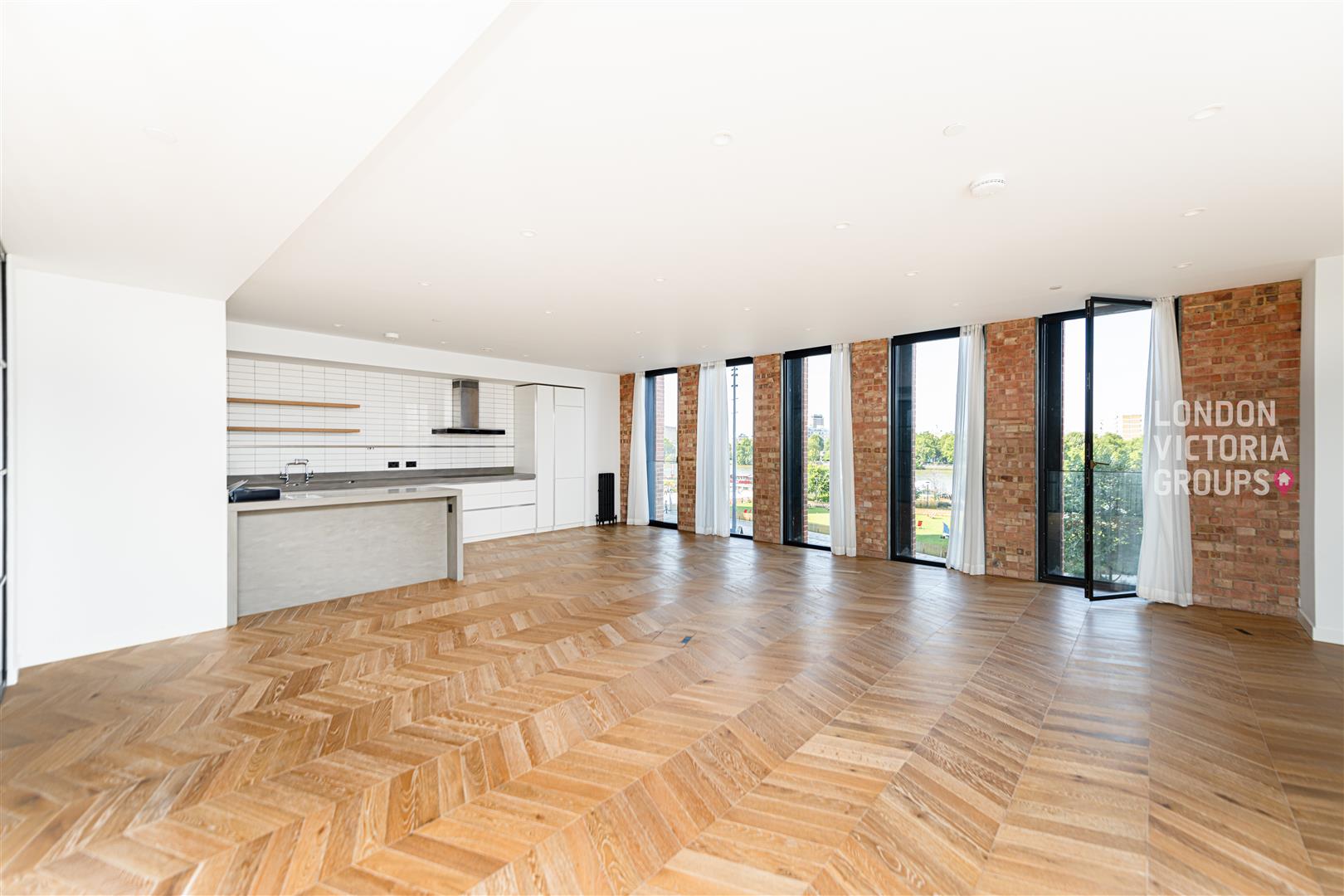 2 bed property in Switch House East, Circus Road East, Battersea Pow, London